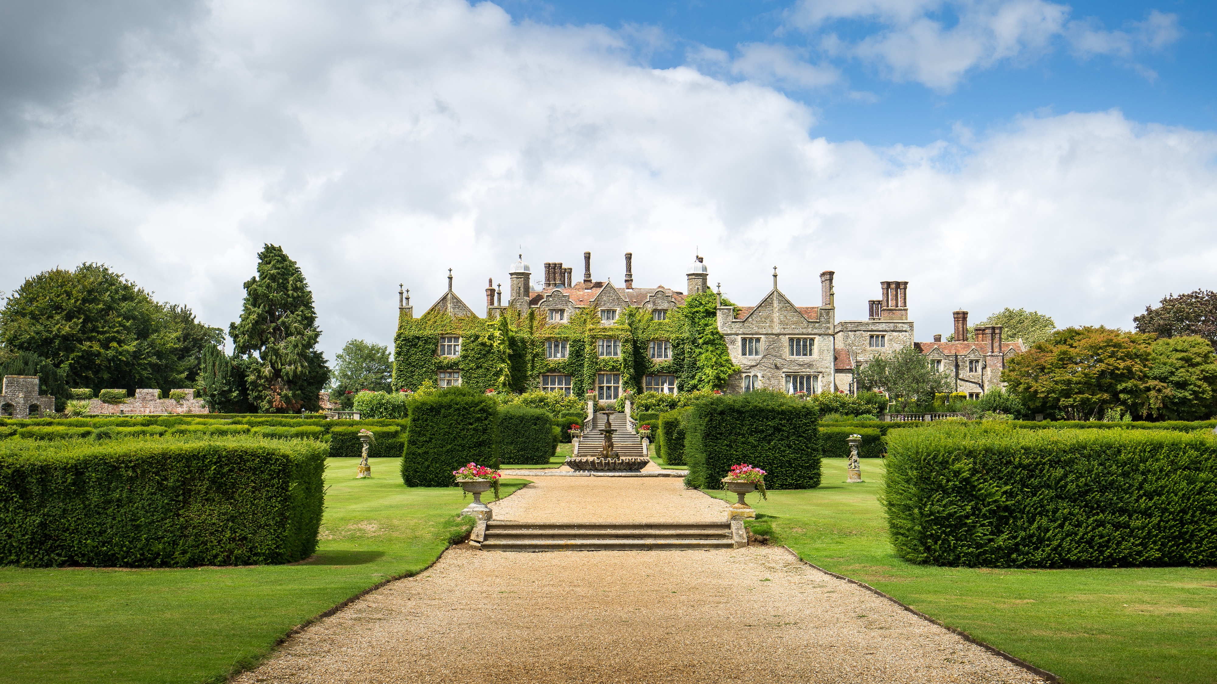 Kent offers a wide choice of accommodation to suit all tastes and